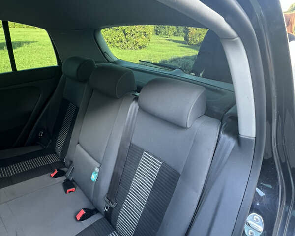 Черный Фольксваген Гольф Плюс, объемом двигателя 1.39 л и пробегом 206 тыс. км за 6800 $, фото 15 на Automoto.ua