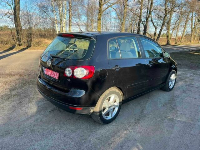 Черный Фольксваген Гольф Плюс, объемом двигателя 1.6 л и пробегом 186 тыс. км за 5700 $, фото 2 на Automoto.ua