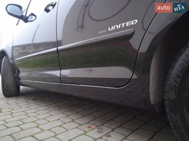 Чорний Фольксваген Golf Plus, об'ємом двигуна 1.6 л та пробігом 187 тис. км за 6000 $, фото 38 на Automoto.ua