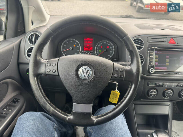 Черный Фольксваген Гольф Плюс, объемом двигателя 1.4 л и пробегом 214 тыс. км за 7199 $, фото 14 на Automoto.ua