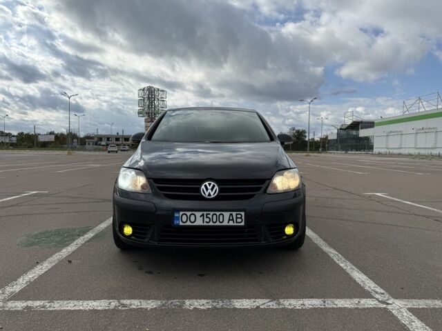 Черный Фольксваген Гольф Плюс, объемом двигателя 1.6 л и пробегом 183 тыс. км за 5950 $, фото 10 на Automoto.ua