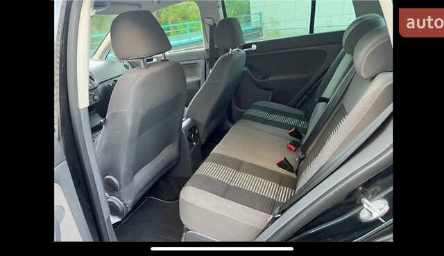 Черный Фольксваген Гольф Плюс, объемом двигателя 1.4 л и пробегом 200 тыс. км за 4799 $, фото 13 на Automoto.ua