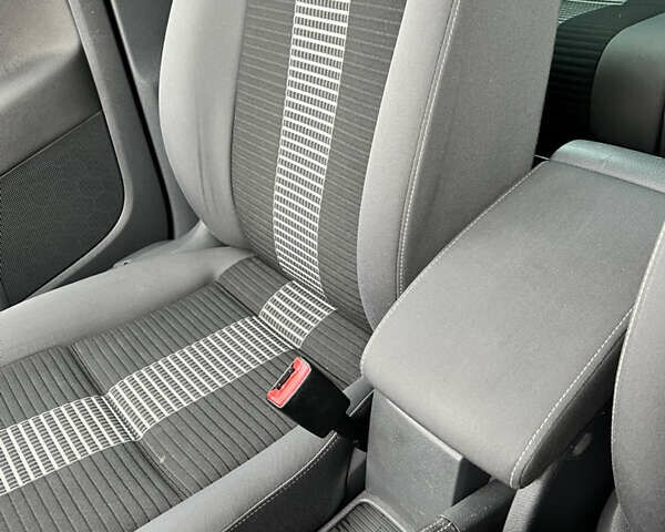 Черный Фольксваген Гольф Плюс, объемом двигателя 1.4 л и пробегом 181 тыс. км за 6850 $, фото 12 на Automoto.ua