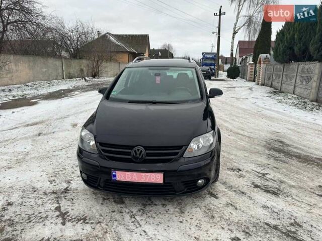 Черный Фольксваген Гольф Плюс, объемом двигателя 1.4 л и пробегом 190 тыс. км за 6500 $, фото 20 на Automoto.ua
