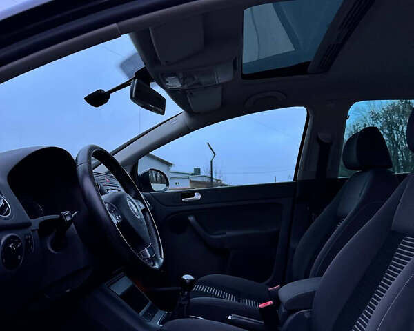 Черный Фольксваген Гольф Плюс, объемом двигателя 1.4 л и пробегом 181 тыс. км за 6400 $, фото 8 на Automoto.ua