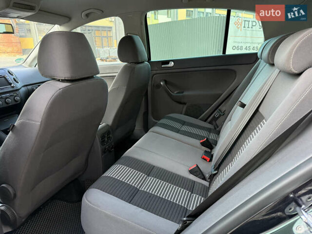 Чорний Фольксваген Golf Plus, об'ємом двигуна 2 л та пробігом 240 тис. км за 7450 $, фото 34 на Automoto.ua