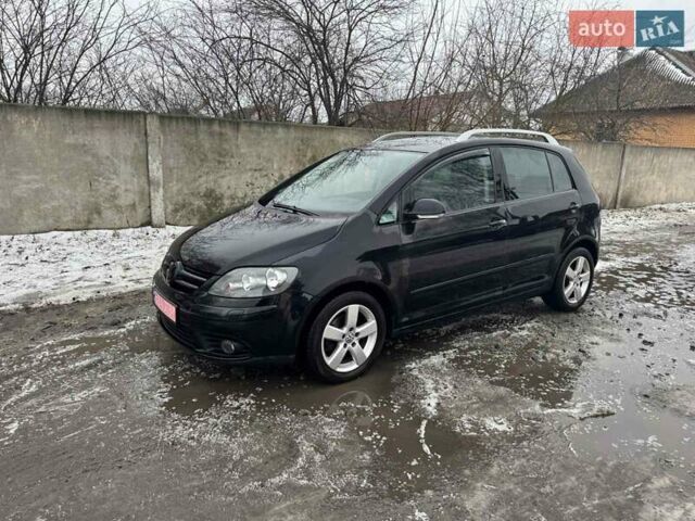 Черный Фольксваген Гольф Плюс, объемом двигателя 1.4 л и пробегом 190 тыс. км за 6500 $, фото 15 на Automoto.ua