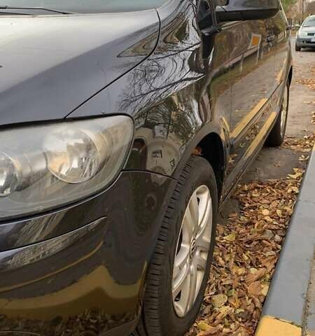 Чорний Фольксваген Golf Plus, об'ємом двигуна 1.9 л та пробігом 215 тис. км за 6999 $, фото 16 на Automoto.ua