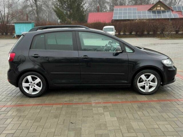 Черный Фольксваген Гольф Плюс, объемом двигателя 1.6 л и пробегом 206 тыс. км за 6499 $, фото 9 на Automoto.ua