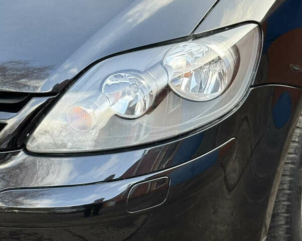 Чорний Фольксваген Golf Plus, об'ємом двигуна 1.6 л та пробігом 209 тис. км за 6999 $, фото 15 на Automoto.ua