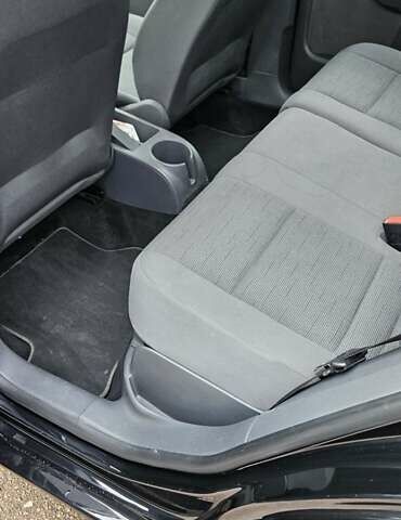 Черный Фольксваген Гольф Плюс, объемом двигателя 1.39 л и пробегом 150 тыс. км за 6300 $, фото 14 на Automoto.ua