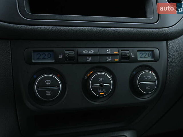 Черный Фольксваген Гольф Плюс, объемом двигателя 1.39 л и пробегом 230 тыс. км за 7999 $, фото 21 на Automoto.ua