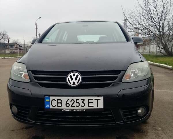 Черный Фольксваген Гольф Плюс, объемом двигателя 1.4 л и пробегом 262 тыс. км за 6700 $, фото 4 на Automoto.ua