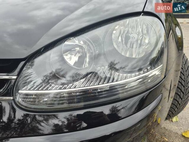 Черный Фольксваген Гольф Плюс, объемом двигателя 1.6 л и пробегом 212 тыс. км за 6999 $, фото 12 на Automoto.ua