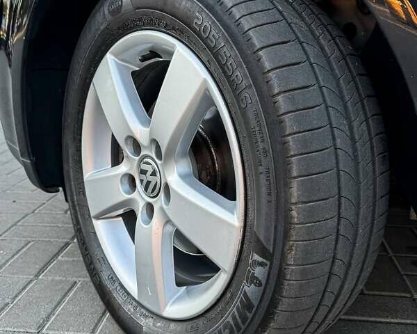Черный Фольксваген Гольф Плюс, объемом двигателя 1.6 л и пробегом 190 тыс. км за 6999 $, фото 43 на Automoto.ua