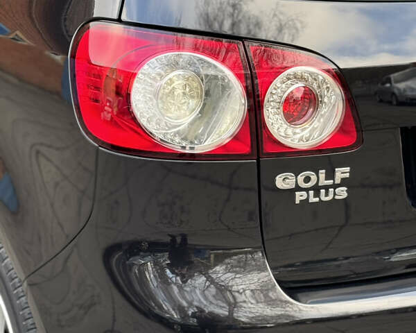 Чорний Фольксваген Golf Plus, об'ємом двигуна 1.6 л та пробігом 209 тис. км за 6999 $, фото 16 на Automoto.ua