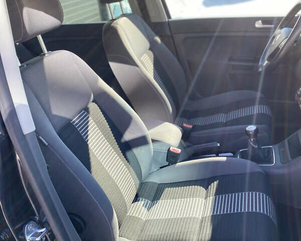 Черный Фольксваген Гольф Плюс, объемом двигателя 1.4 л и пробегом 172 тыс. км за 6850 $, фото 24 на Automoto.ua