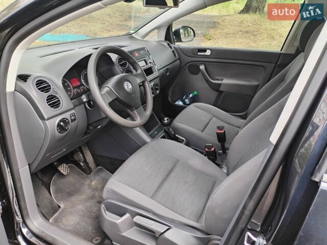 Чорний Фольксваген Golf Plus, об'ємом двигуна 1.6 л та пробігом 212 тис. км за 5900 $, фото 10 на Automoto.ua