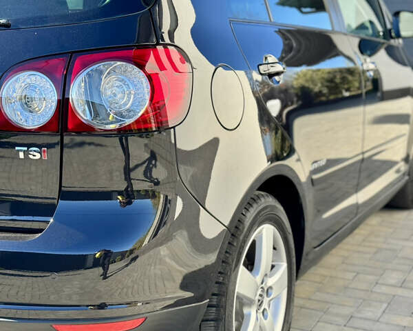 Черный Фольксваген Гольф Плюс, объемом двигателя 1.4 л и пробегом 154 тыс. км за 6999 $, фото 7 на Automoto.ua