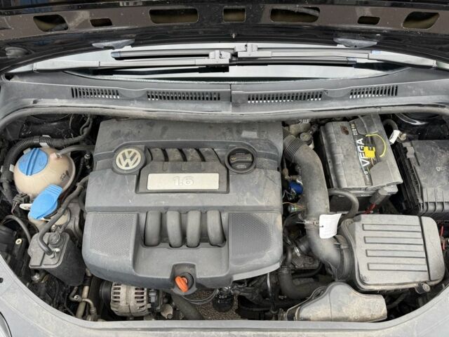 Черный Фольксваген Гольф Плюс, объемом двигателя 1.6 л и пробегом 183 тыс. км за 5950 $, фото 18 на Automoto.ua