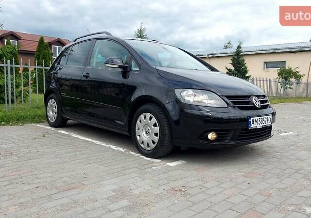 Чорний Фольксваген Golf Plus, об'ємом двигуна 1.39 л та пробігом 193 тис. км за 7199 $, фото 1 на Automoto.ua
