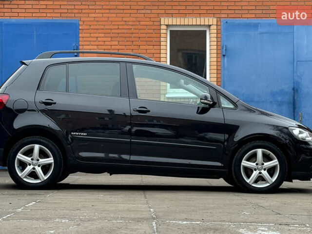 Черный Фольксваген Гольф Плюс, объемом двигателя 1.6 л и пробегом 157 тыс. км за 7199 $, фото 6 на Automoto.ua