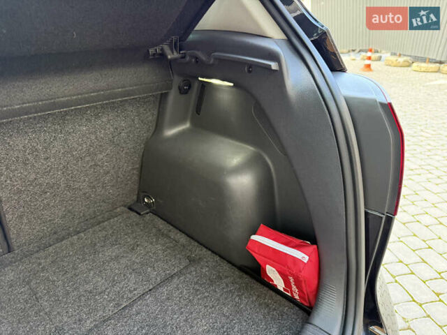 Черный Фольксваген Гольф Плюс, объемом двигателя 2 л и пробегом 240 тыс. км за 7350 $, фото 45 на Automoto.ua