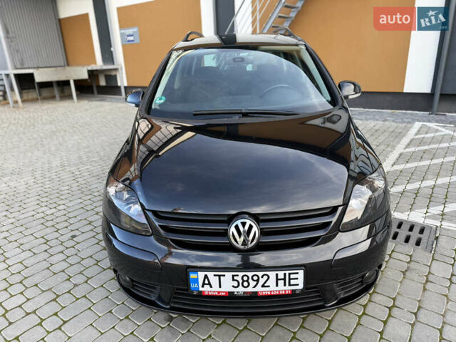 Черный Фольксваген Гольф Плюс, объемом двигателя 2 л и пробегом 240 тыс. км за 7350 $, фото 12 на Automoto.ua
