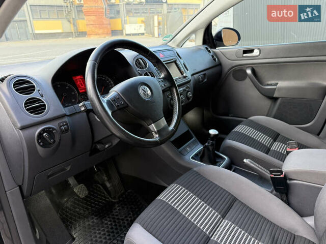 Чорний Фольксваген Golf Plus, об'ємом двигуна 2 л та пробігом 240 тис. км за 7450 $, фото 23 на Automoto.ua