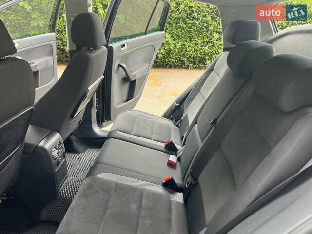 Черный Фольксваген Гольф Плюс, объемом двигателя 2 л и пробегом 245 тыс. км за 7999 $, фото 15 на Automoto.ua