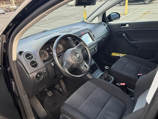 Фольксваген Гольф Плюс 2009 в Броварах на Automoto.ua Черный Фольксваген Гольф Плюс, объемом двигателя 1.6 л и пробегом 194 тыс. км за 7800 $, фото 14 на Automoto.ua