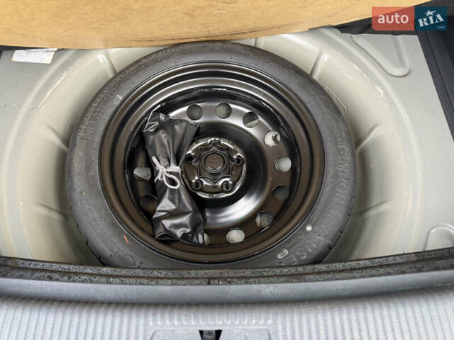 Черный Фольксваген Гольф Плюс, объемом двигателя 1.4 л и пробегом 190 тыс. км за 6800 $, фото 18 на Automoto.ua