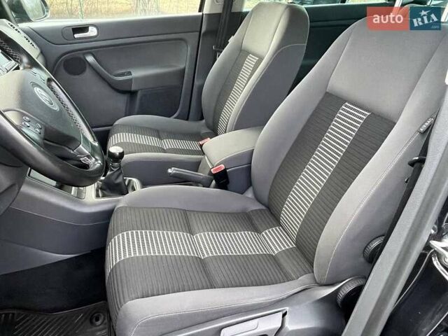 Чорний Фольксваген Golf Plus, об'ємом двигуна 1.4 л та пробігом 189 тис. км за 6490 $, фото 52 на Automoto.ua