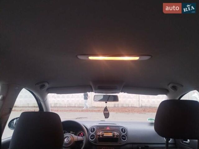 Черный Фольксваген Гольф Плюс, объемом двигателя 1.4 л и пробегом 152 тыс. км за 5999 $, фото 23 на Automoto.ua