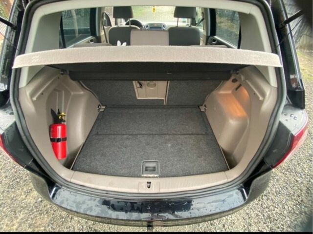 Фольксваген Гольф Плюс 2009 в Луцке на Automoto.ua Черный Фольксваген Гольф Плюс, объемом двигателя 1.4 л и пробегом 151 тыс. км за 7250 $, фото 4 на Automoto.ua