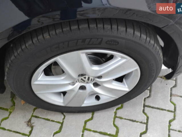 Черный Фольксваген Гольф Плюс, объемом двигателя 1.6 л и пробегом 190 тыс. км за 8550 $, фото 15 на Automoto.ua