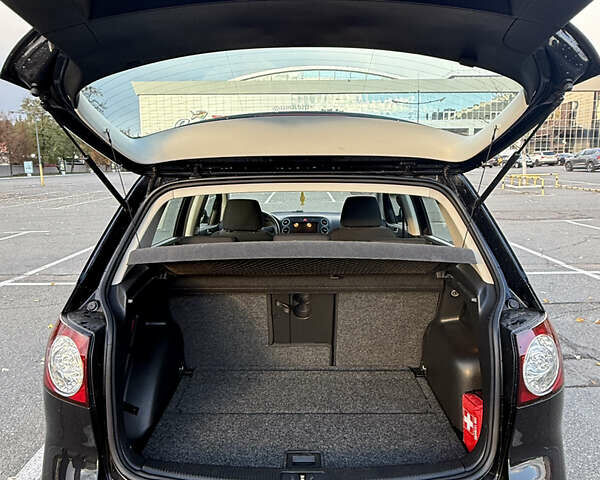 Чорний Фольксваген Golf Plus, об'ємом двигуна 1.6 л та пробігом 194 тис. км за 7800 $, фото 9 на Automoto.ua