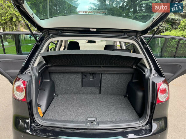 Черный Фольксваген Гольф Плюс, объемом двигателя 2 л и пробегом 245 тыс. км за 7999 $, фото 9 на Automoto.ua