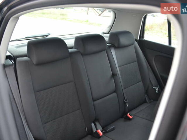 Черный Фольксваген Гольф Плюс, объемом двигателя 1.6 л и пробегом 190 тыс. км за 8550 $, фото 30 на Automoto.ua