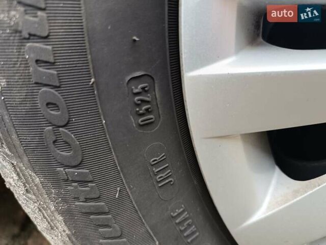 Черный Фольксваген Гольф Плюс, объемом двигателя 1.4 л и пробегом 153 тыс. км за 6700 $, фото 18 на Automoto.ua