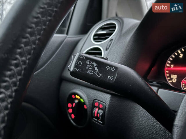 Чорний Фольксваген Golf Plus, об'ємом двигуна 1.97 л та пробігом 246 тис. км за 7800 $, фото 37 на Automoto.ua