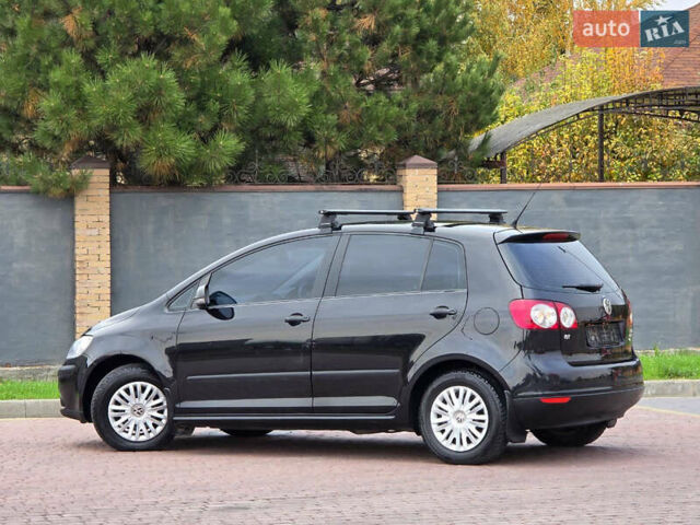 Черный Фольксваген Гольф Плюс, объемом двигателя 1.6 л и пробегом 142 тыс. км за 7200 $, фото 3 на Automoto.ua
