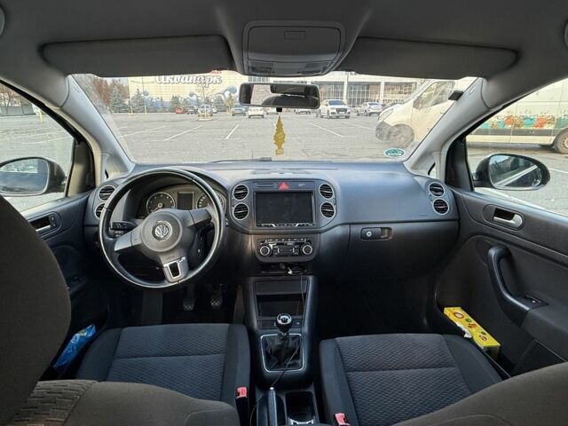 Фольксваген Гольф Плюс 2009 в Броварах на Automoto.ua Черный Фольксваген Гольф Плюс, объемом двигателя 1.6 л и пробегом 194 тыс. км за 7800 $, фото 13 на Automoto.ua