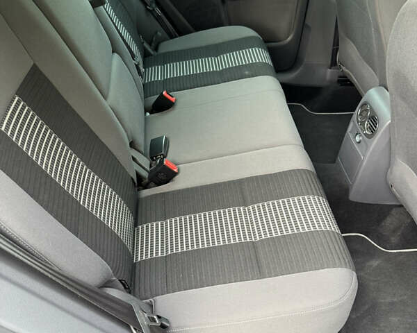 Черный Фольксваген Гольф Плюс, объемом двигателя 1.4 л и пробегом 190 тыс. км за 6800 $, фото 15 на Automoto.ua