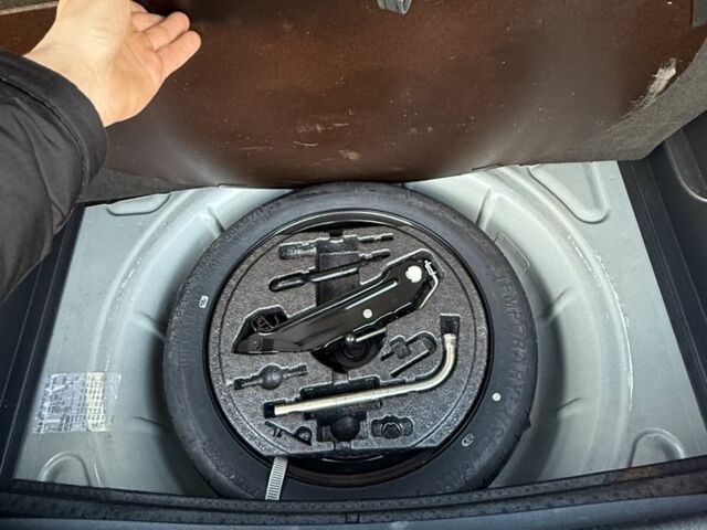 Фольксваген Гольф Плюс 2009 в Броварах на Automoto.ua Черный Фольксваген Гольф Плюс, объемом двигателя 1.6 л и пробегом 194 тыс. км за 7800 $, фото 11 на Automoto.ua