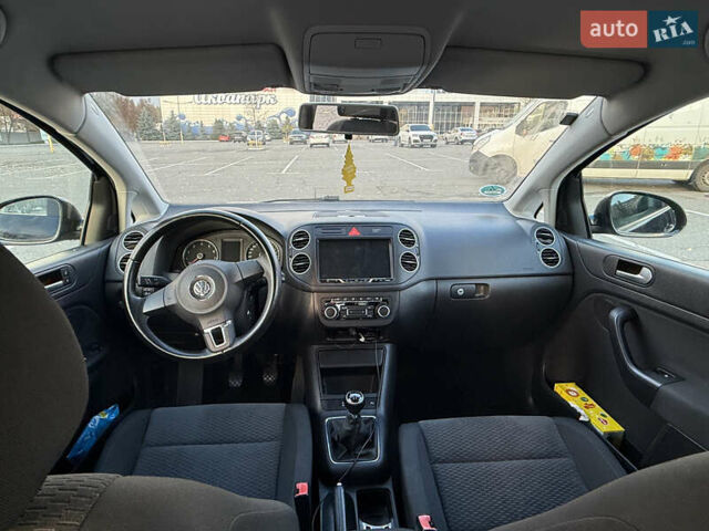 Чорний Фольксваген Golf Plus, об'ємом двигуна 1.6 л та пробігом 194 тис. км за 7800 $, фото 13 на Automoto.ua