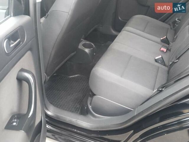 Черный Фольксваген Гольф Плюс, объемом двигателя 1.4 л и пробегом 152 тыс. км за 5999 $, фото 9 на Automoto.ua