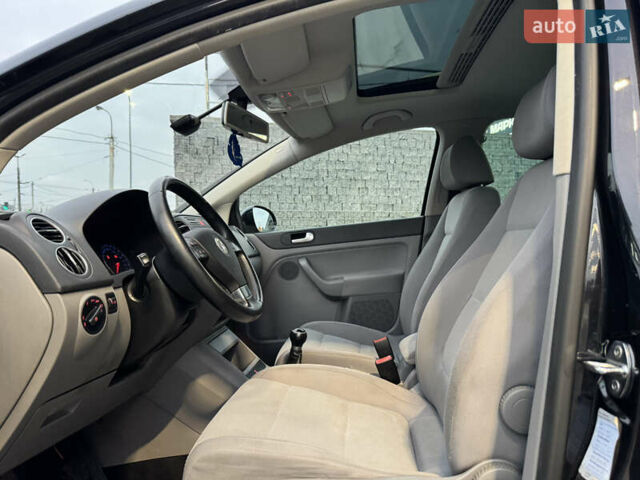 Черный Фольксваген Гольф Плюс, объемом двигателя 1.4 л и пробегом 218 тыс. км за 6250 $, фото 12 на Automoto.ua