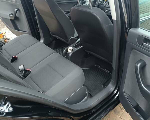 Черный Фольксваген Гольф Плюс, объемом двигателя 1.4 л и пробегом 153 тыс. км за 6700 $, фото 7 на Automoto.ua