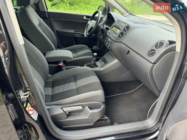 Черный Фольксваген Гольф Плюс, объемом двигателя 1.4 л и пробегом 190 тыс. км за 6800 $, фото 13 на Automoto.ua